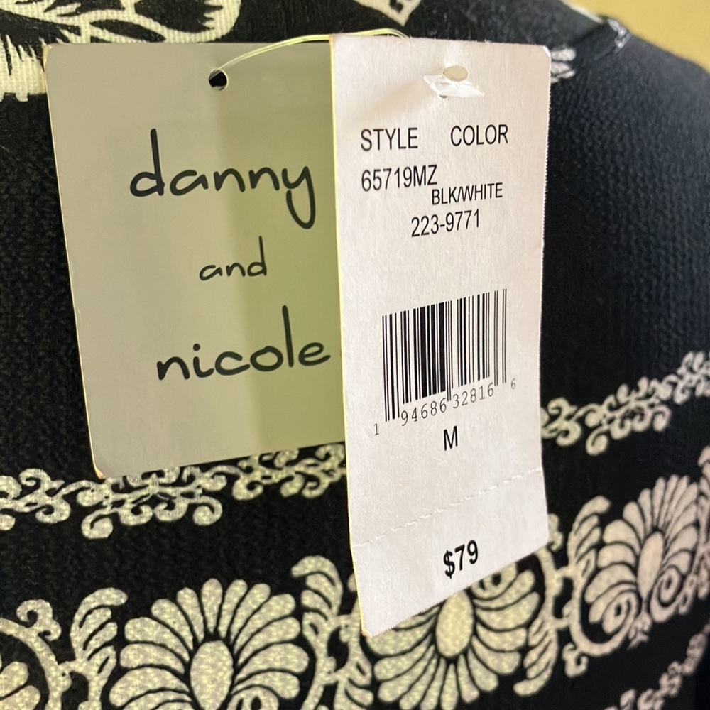 NWT M BLACK & WHITE LINED DANNY & NICOLE DRESS - Picture 6 of 14